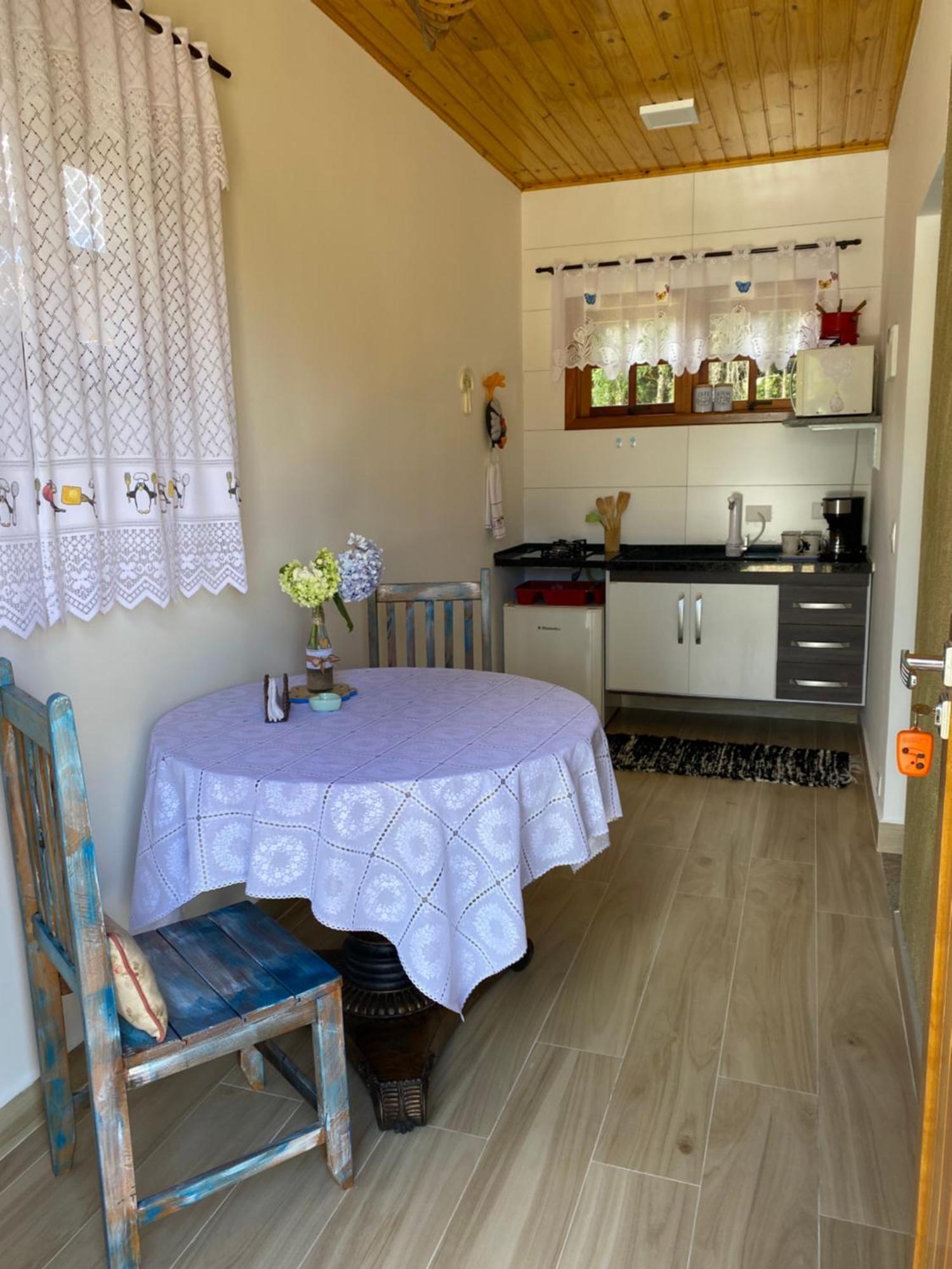 Appartamento Casa Aconchegante Na Montanha Campos do Jordão Esterno foto